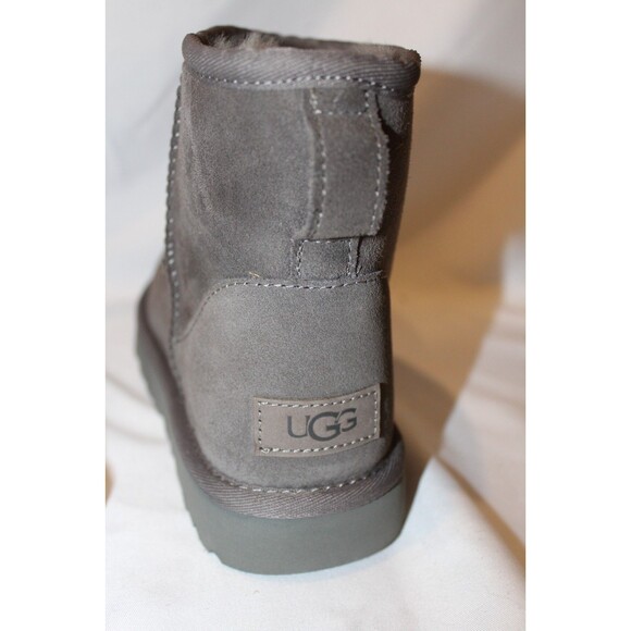 UGG Women's Classic Suede Shearling Lined Mini II Boots GRAY NWOB 8 - Picture 7 of 7